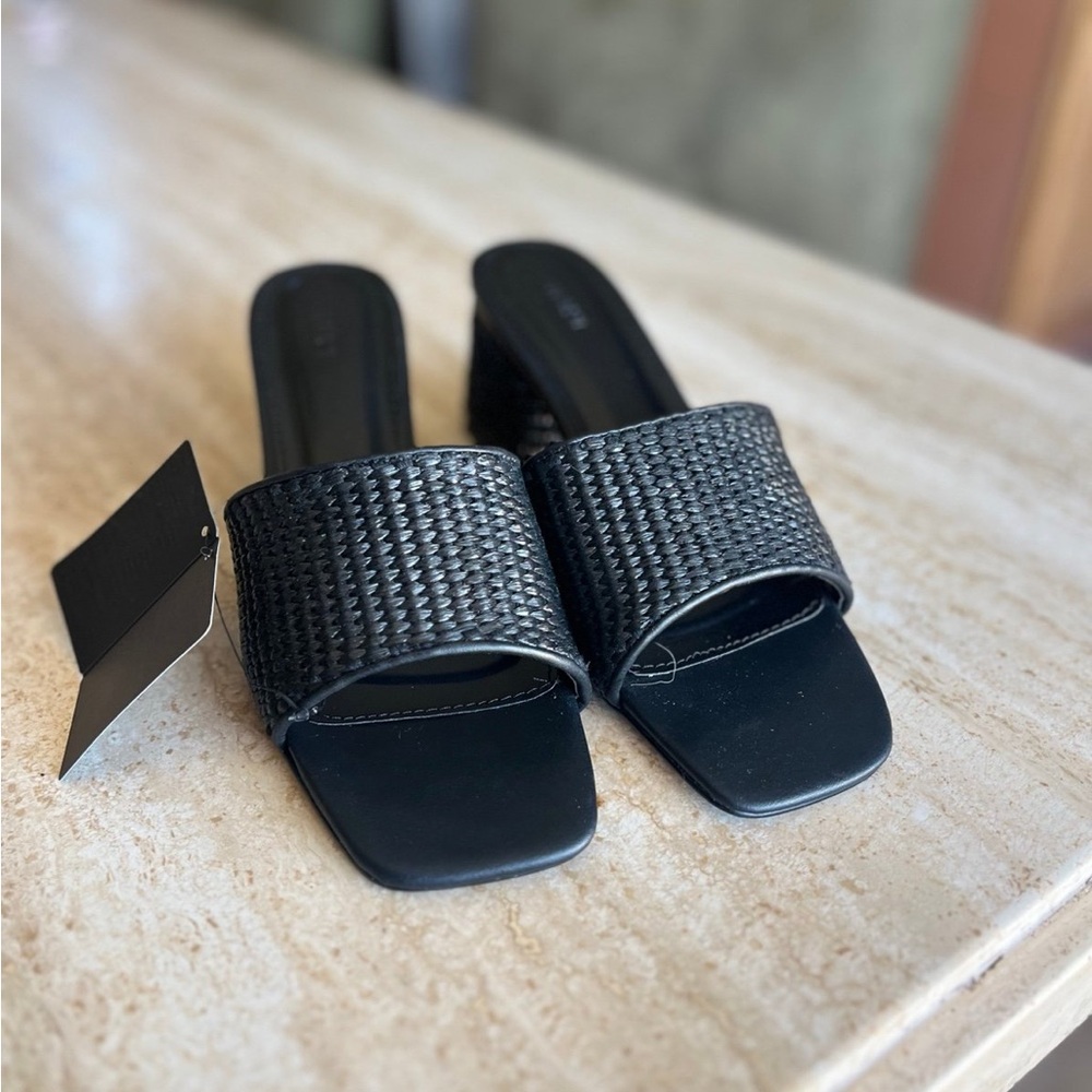 Forever 21 Black Woven Slide Sandals